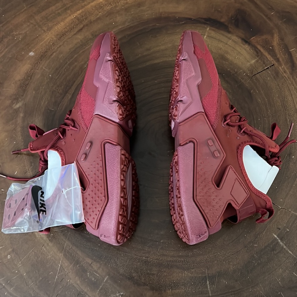 Nike Air Huarache Drift (Burgundy) - Picture 5 of 11